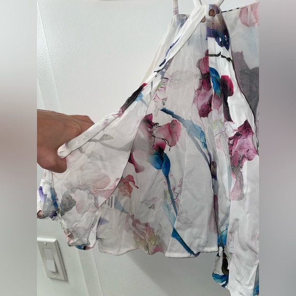 Floral Shore Tank Top - small - Picture 6 of 7